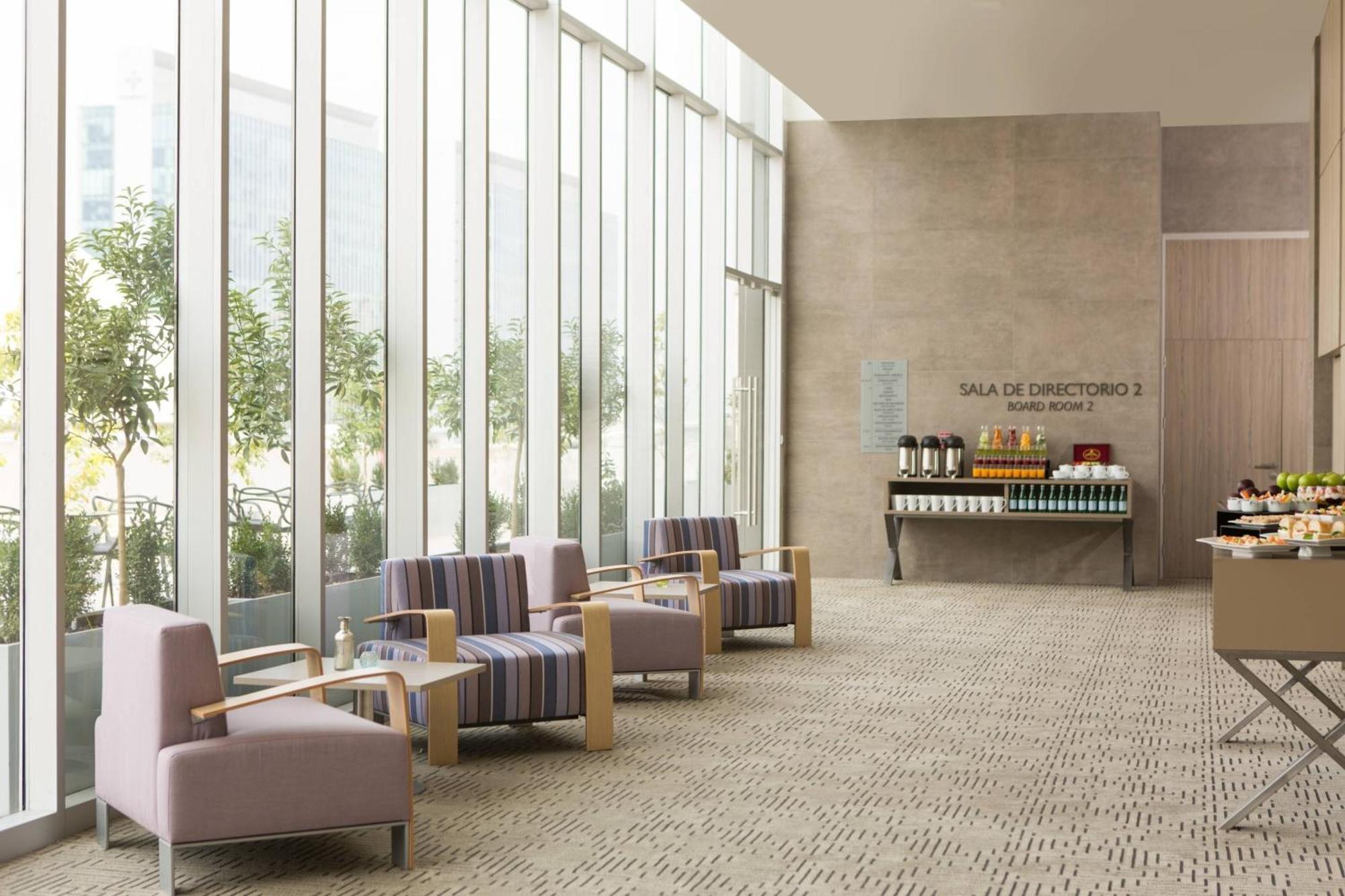 Courtyard By Marriott Condes Santiago del Cile