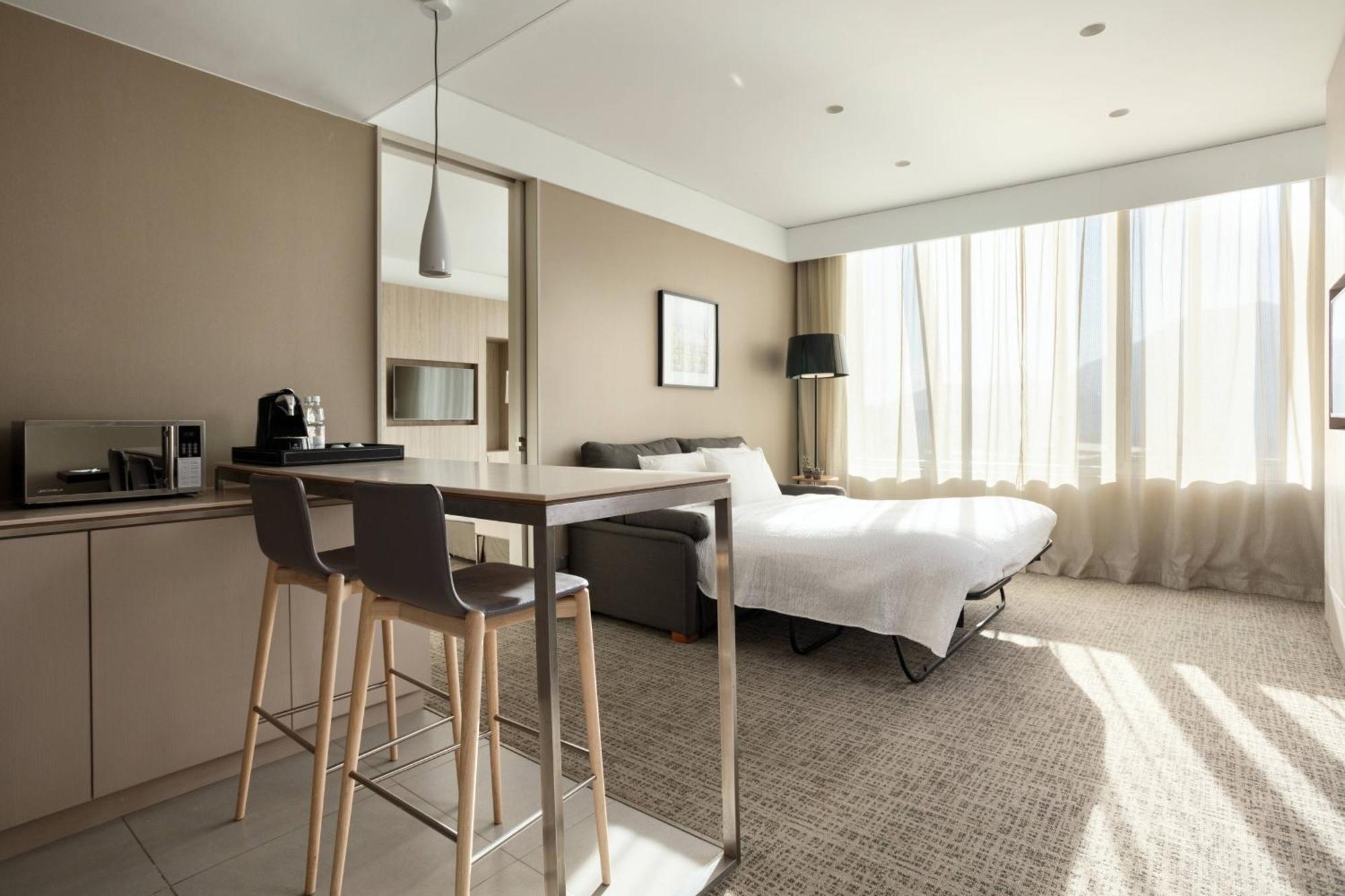 Hotel Courtyard By Marriott Condes Santiago del Cile