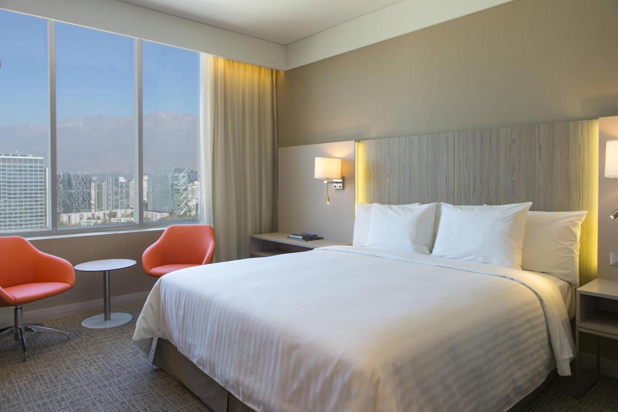 Hotel Courtyard By Marriott Condes Santiago del Cile